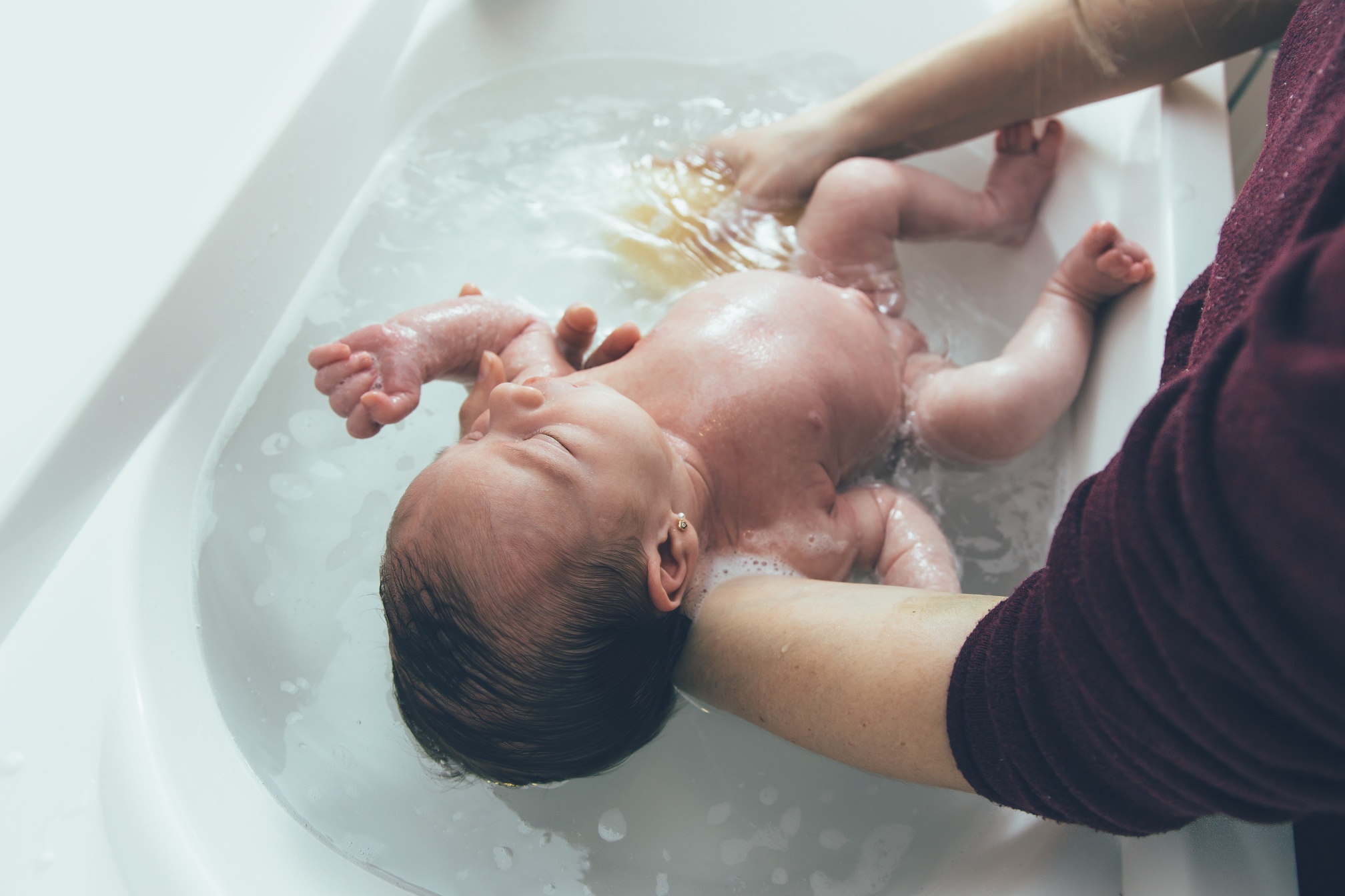 Steken een keer wekelijks Baby in bad en wassen, tips en benodigdheden - DeBabykamer.nl